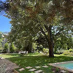 Couvent De La Salette Hotel