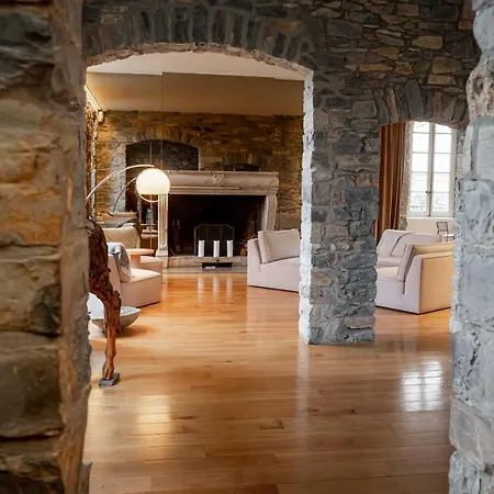 Couvent De La Salette & 3* Millau