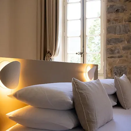 Couvent De La Salette & Otel Millau