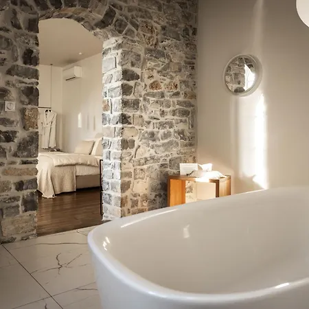 Couvent De La Salette &