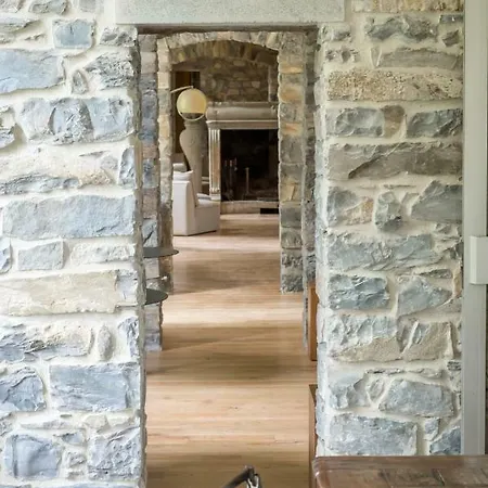 Couvent De La Salette & Otel Millau