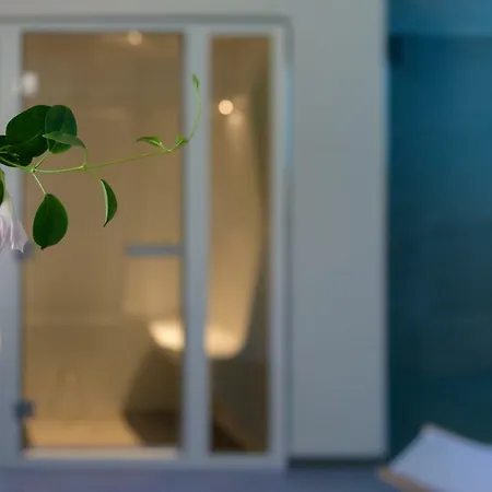 Couvent De La Salette & מלון מילאו