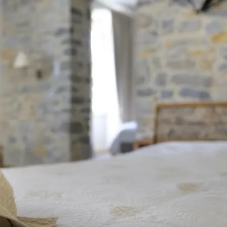 Couvent De La Salette & מלון מילאו