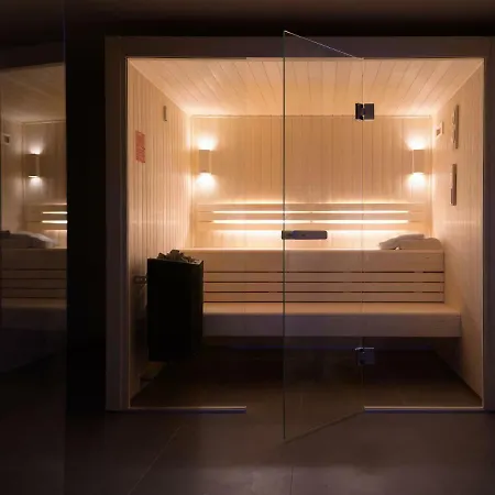 מלון Couvent De La Salette & מילאו