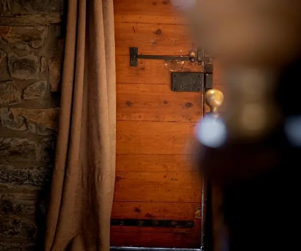 Couvent De La Salette Millau