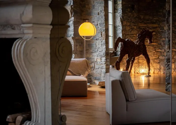 Couvent De La Salette & فندق