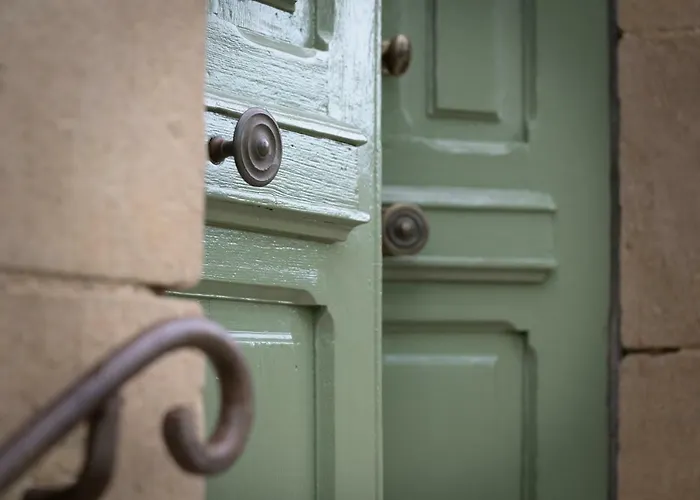 Couvent De La Salette & 3* مييو