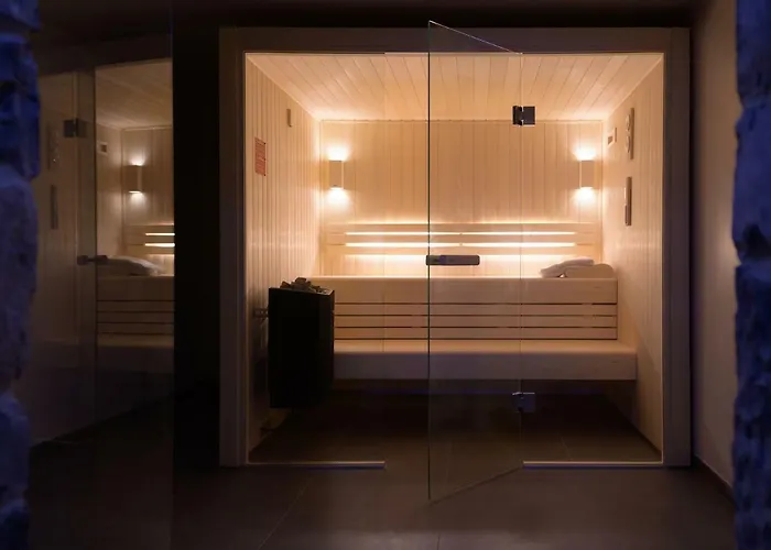 Hotel Couvent De La Salette & Millau