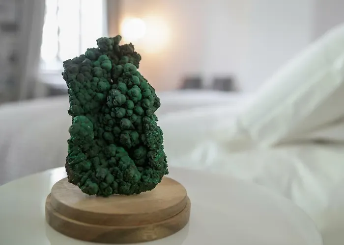 Couvent De La Salette & فندق مييو